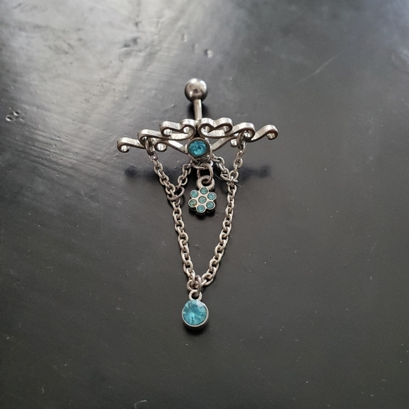 Jewelry - bellybutton ring with quamerine rhinestones